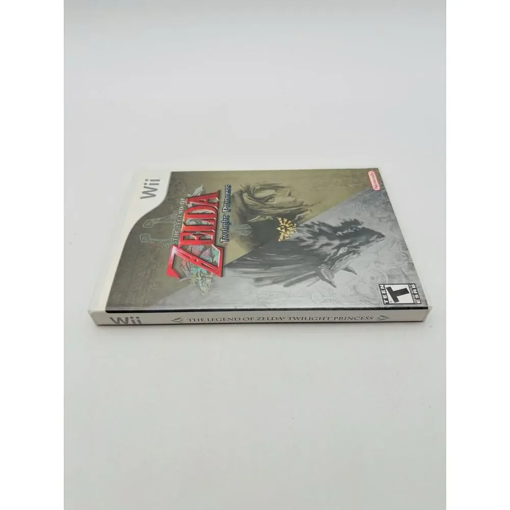 Legend of Zelda Twilight Princess Nintendo Wii 2006 CIB Complete Tested Works VG